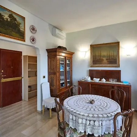Charlothause Bed & Breakfast
